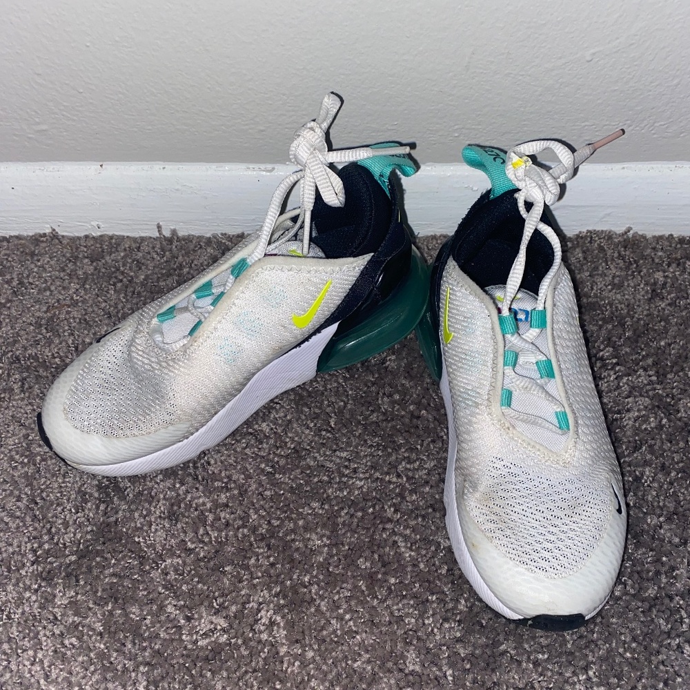 AIR MAX